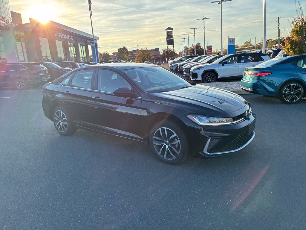 2025 Volkswagen Jetta 1.5T SE
