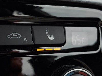 2019 Volkswagen Beetle SE Auto