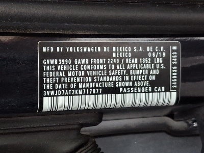 2019 Volkswagen Beetle SE Auto