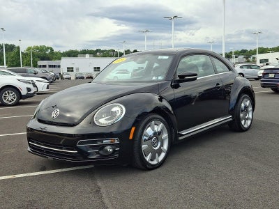 2019 Volkswagen Beetle SE Auto