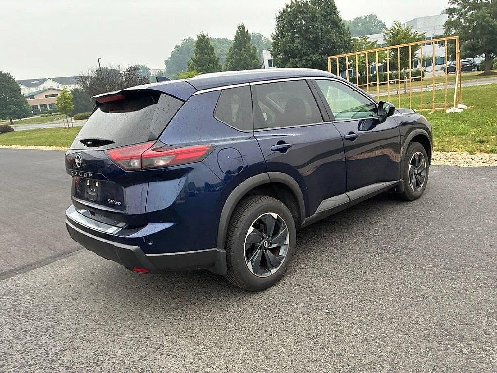 2024 Nissan Rogue AWD SV