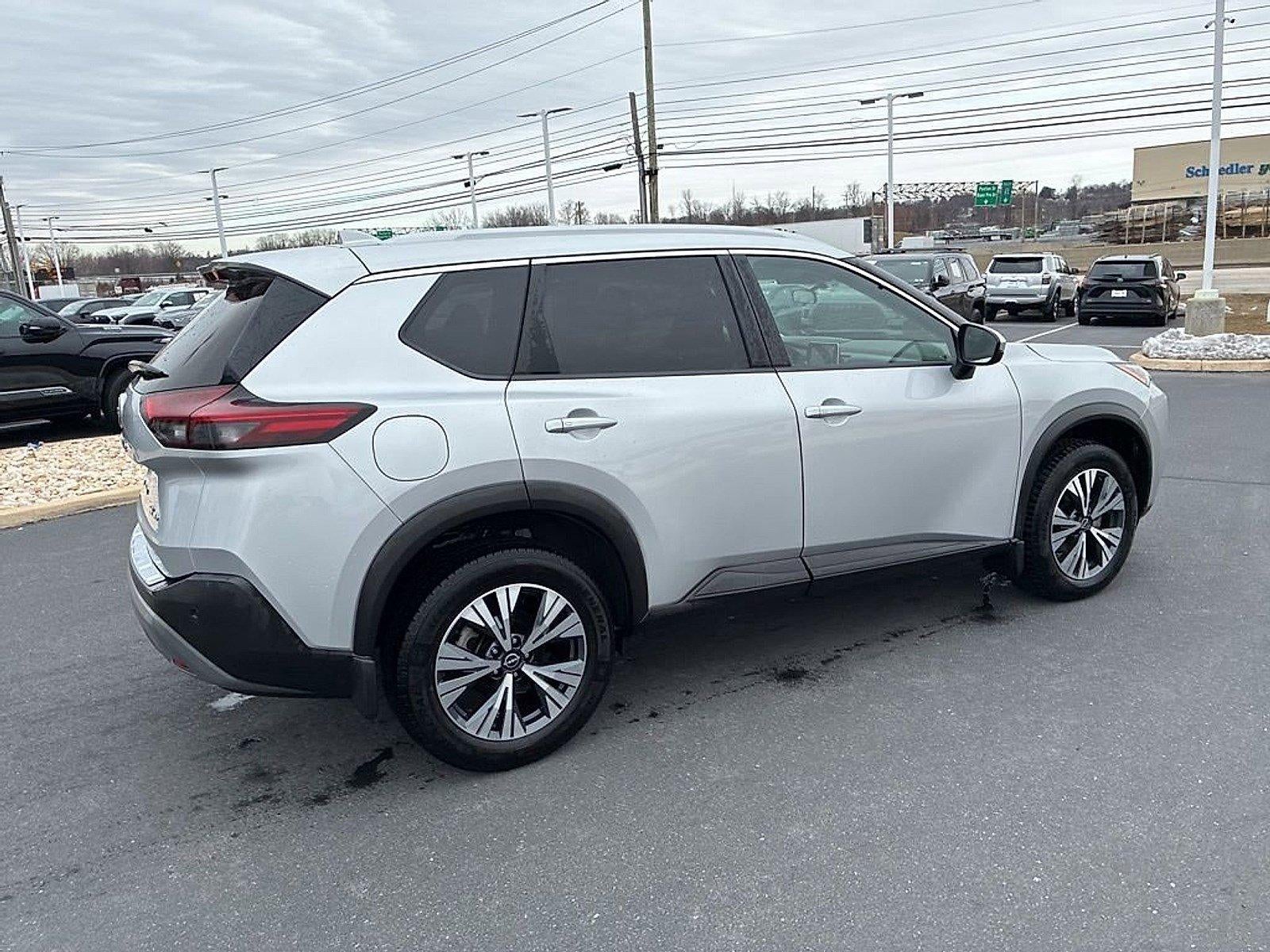 2022 Nissan Rogue AWD SV