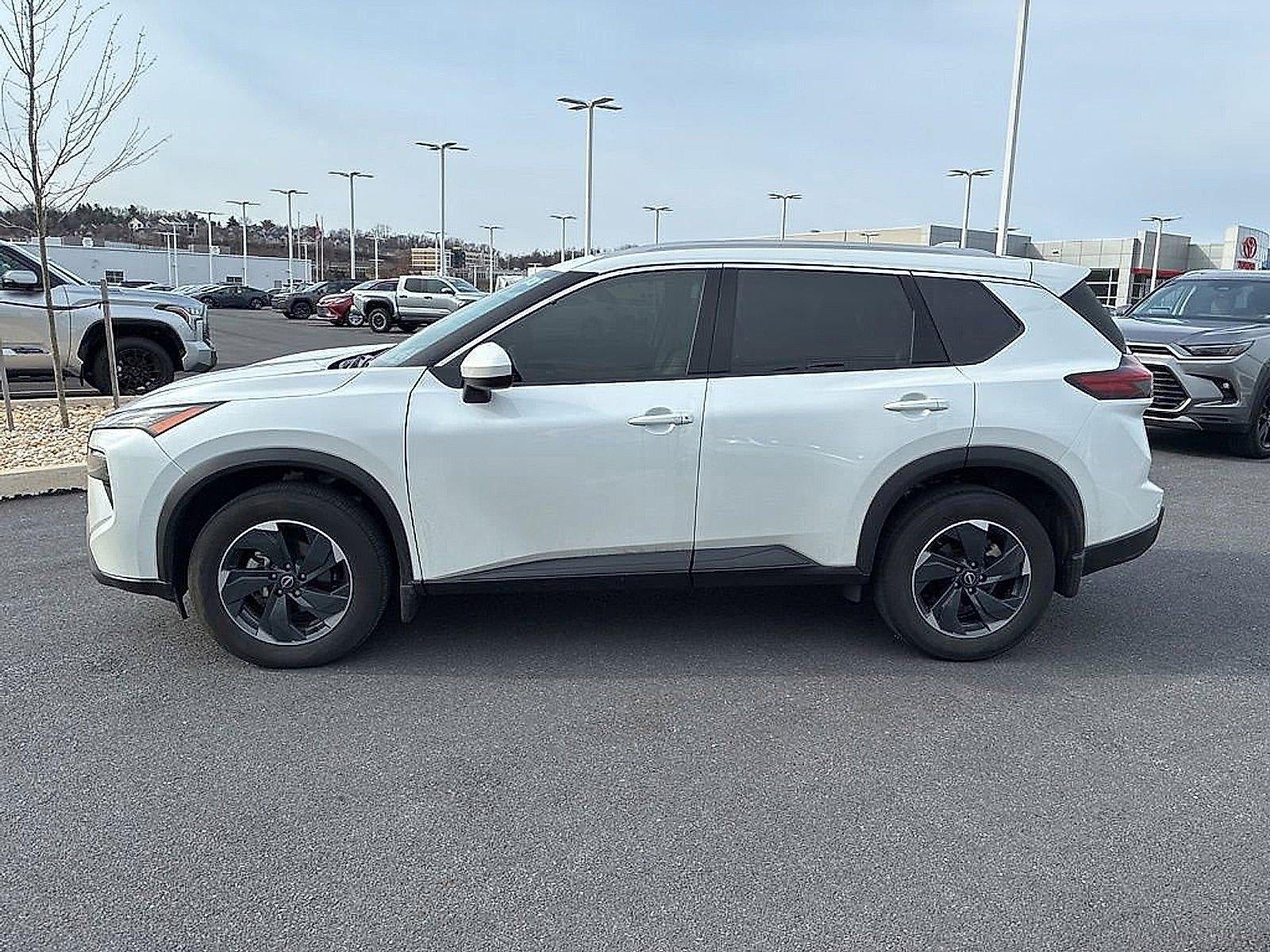 2024 Nissan Rogue AWD SV