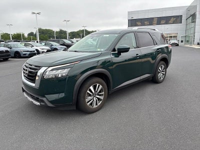 2025 Nissan Pathfinder SL 4WD