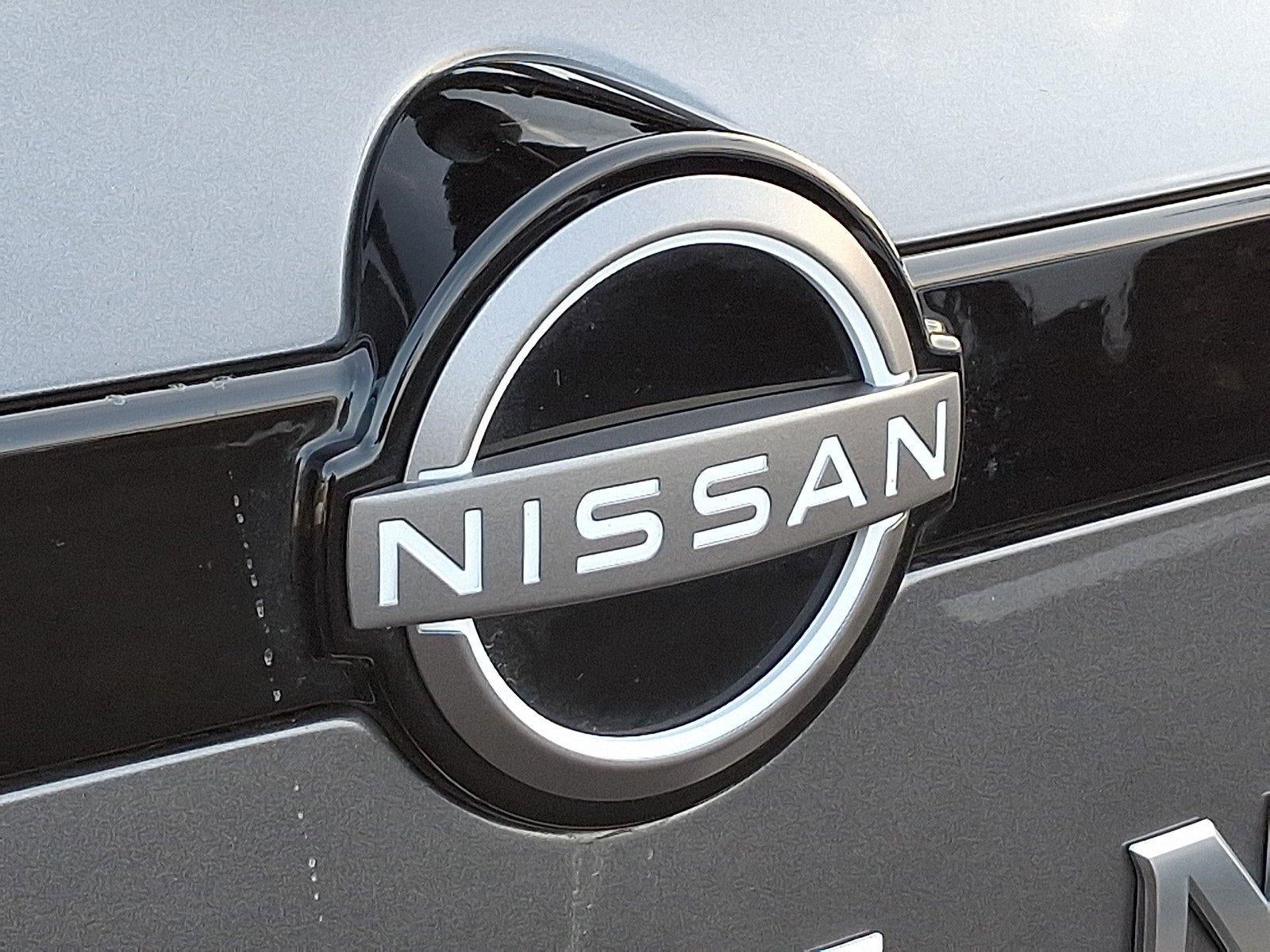 2025 Nissan Pathfinder SL 4WD