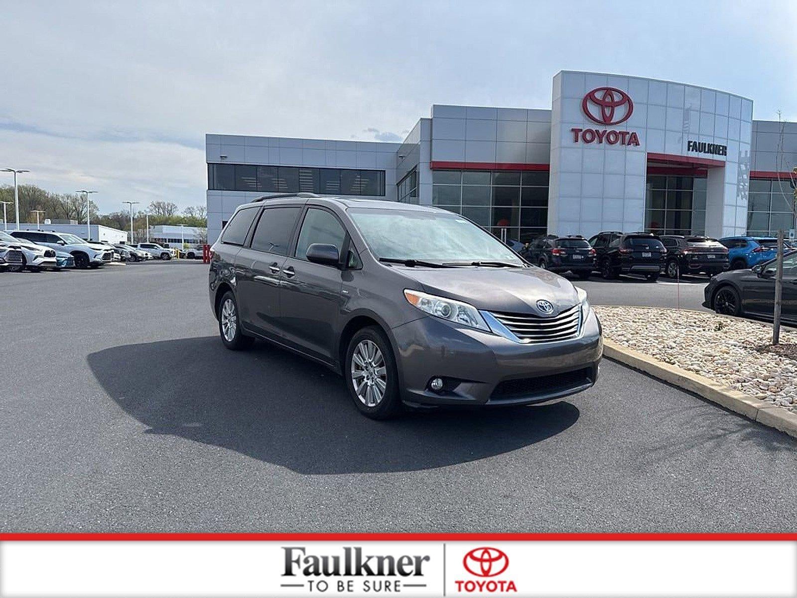 2017 Toyota Sienna XLE Premium AWD 7-Passenger (Natl)