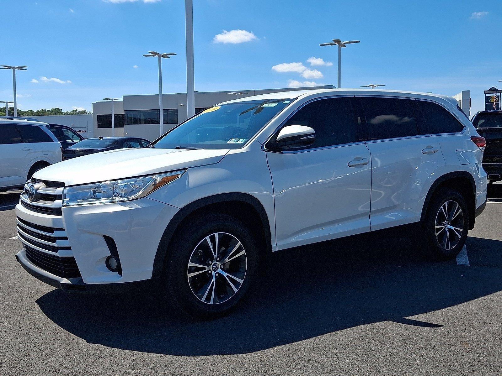 2019 Toyota Highlander LE Plus V6 FWD (SE)