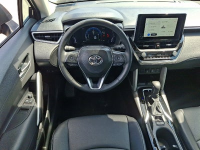 2025 Toyota Corolla Cross XLE