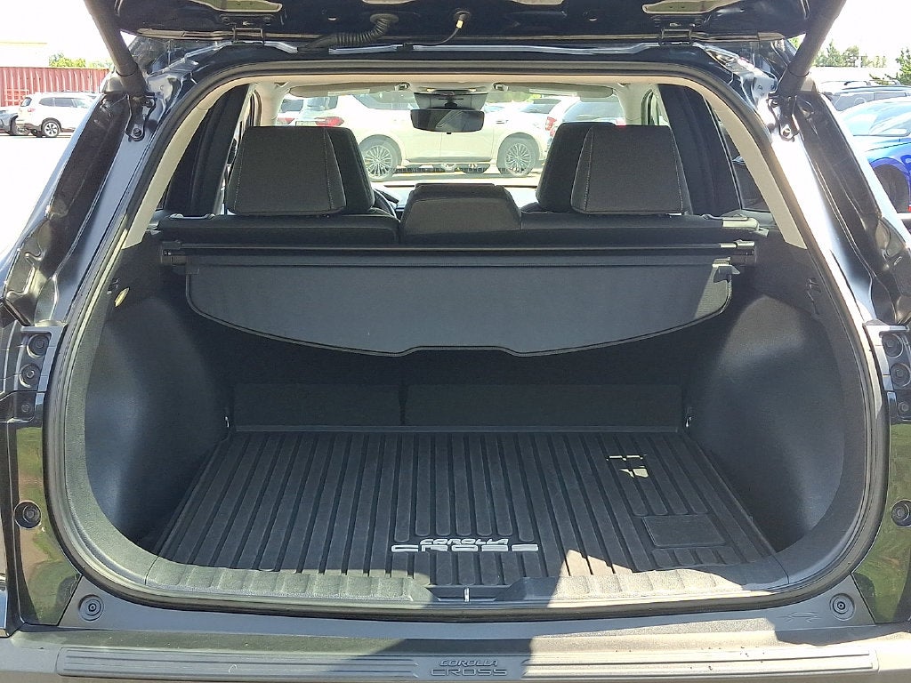 2025 Toyota Corolla Cross XLE
