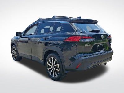 2025 Toyota Corolla Cross XLE
