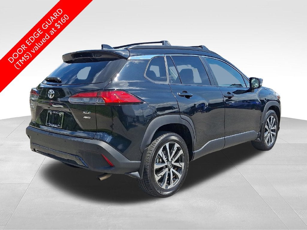 2025 Toyota Corolla Cross XLE