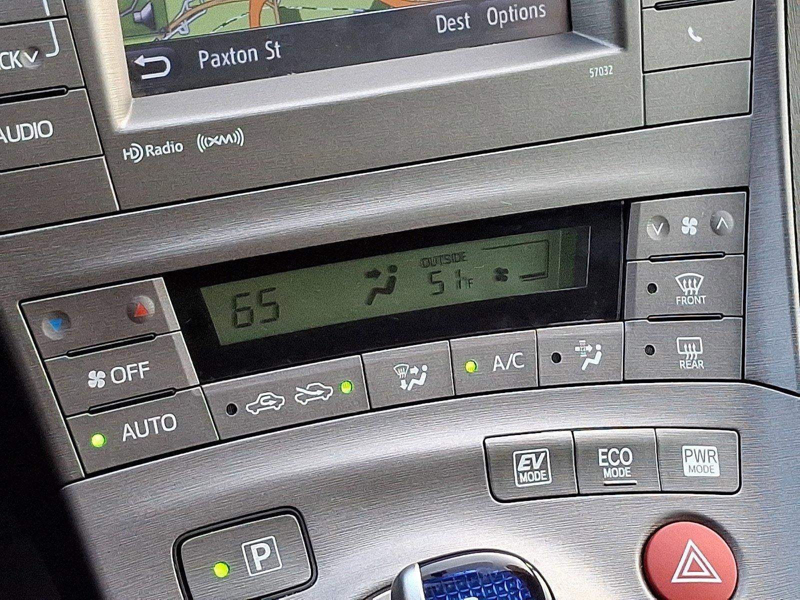 2014 Toyota Prius 5dr HB Four (Natl)