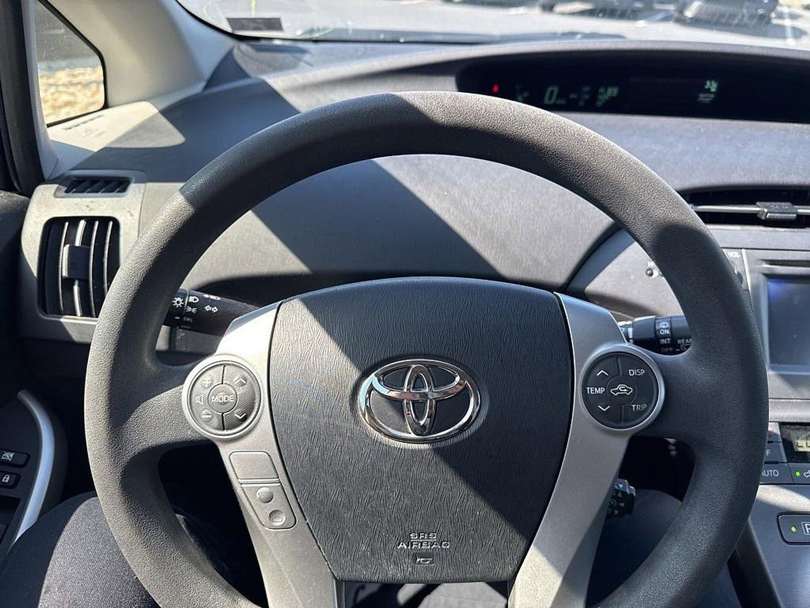 2013 Toyota Prius 5dr HB Two (Natl)