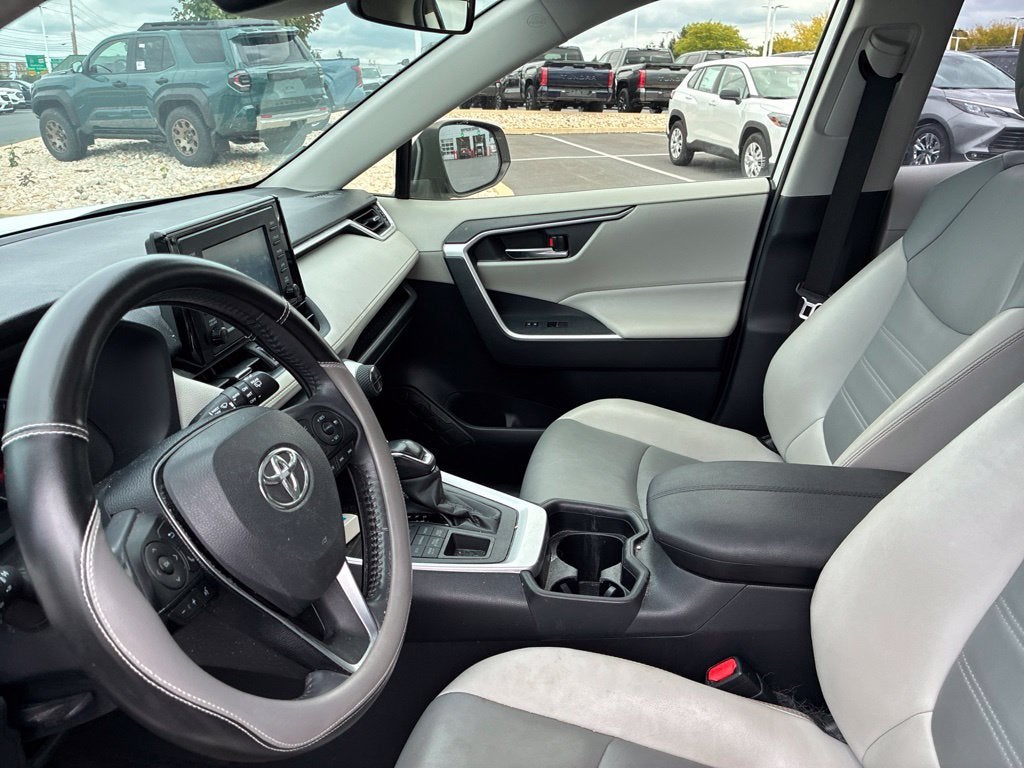 2019 Toyota RAV4 XLE Premium