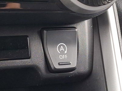 2019 Toyota RAV4 LE AWD (Natl)