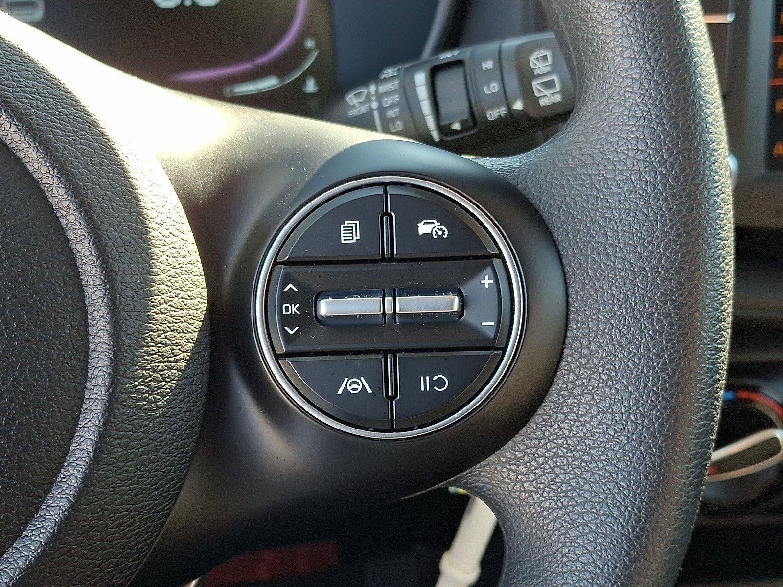 2025 Kia Soul LX FWD