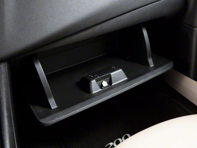 2011 Chrysler 200 4dr Sdn Touring