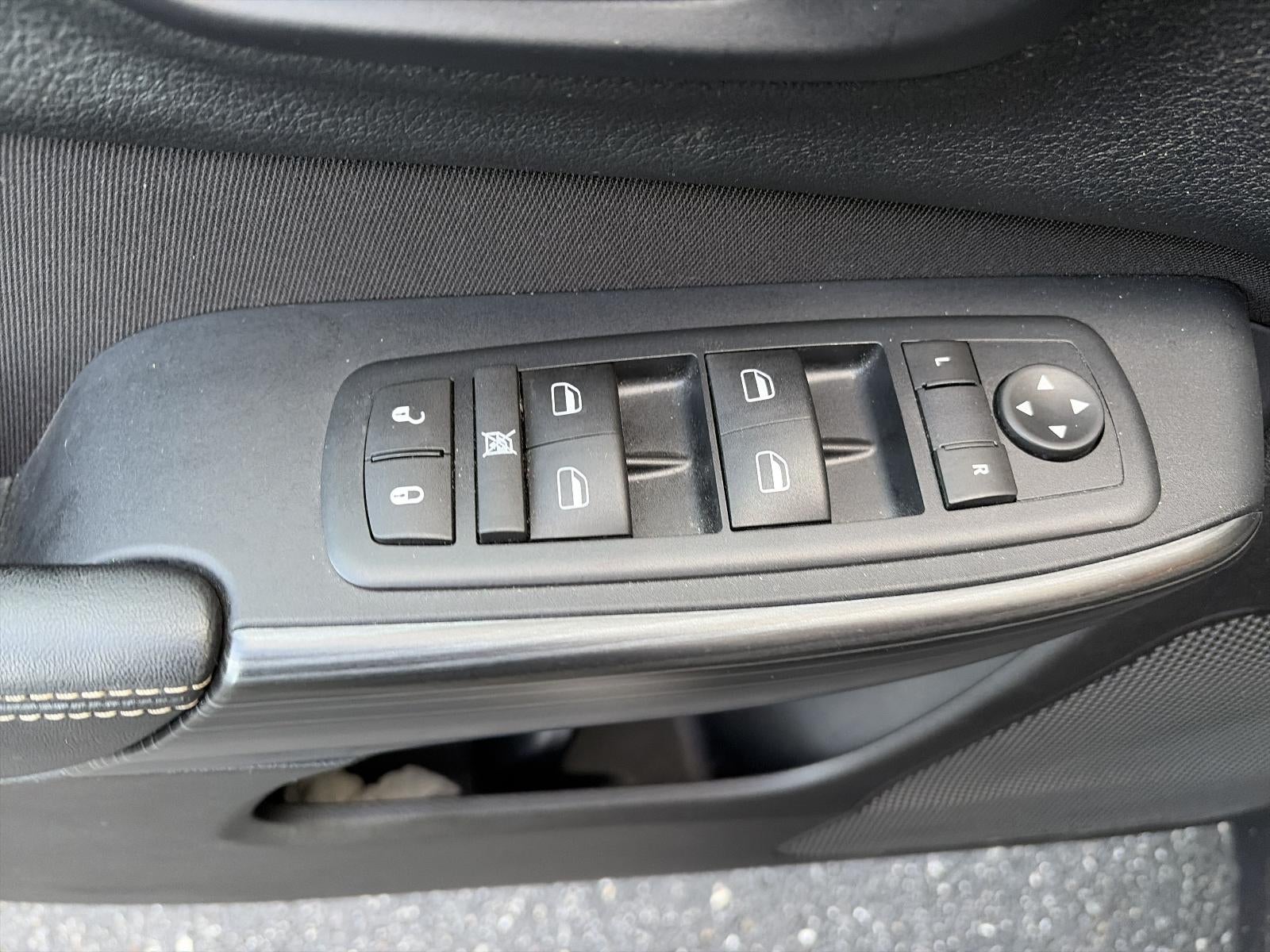 2016 Jeep Cherokee 4WD 4dr Sport