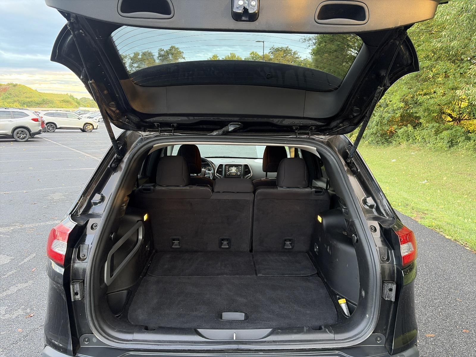 2016 Jeep Cherokee 4WD 4dr Sport