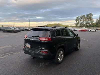 2016 Jeep Cherokee 4WD 4dr Sport