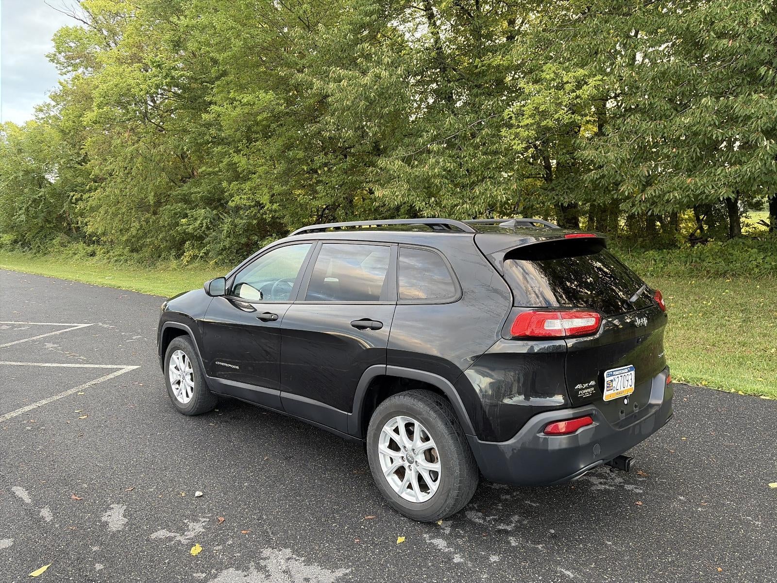 2016 Jeep Cherokee 4WD 4dr Sport