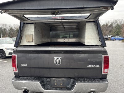 2017 RAM 1500 Laramie 4x4 Crew Cab 6'4" Box