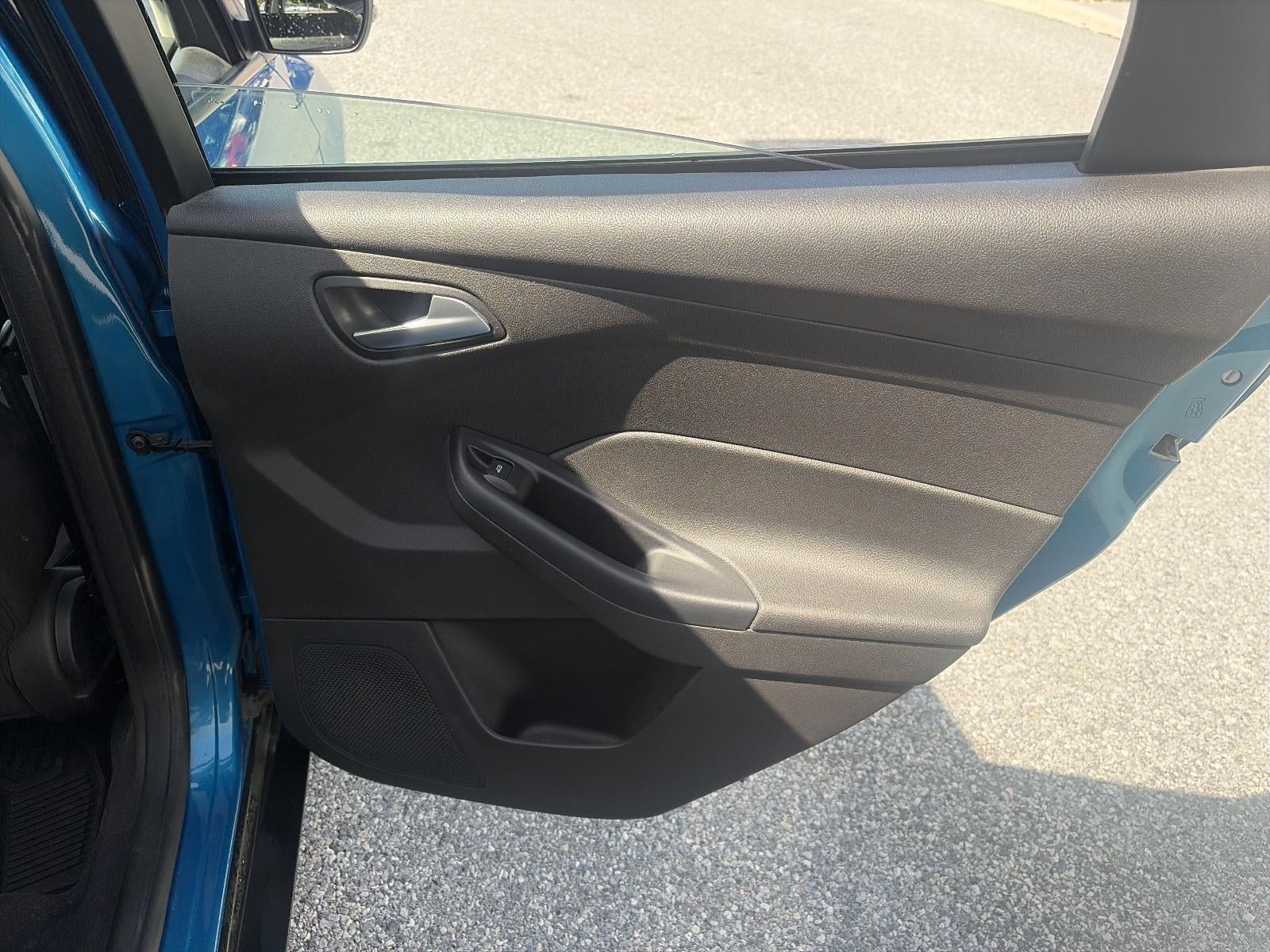 2016 Ford Focus 4dr Sdn SE