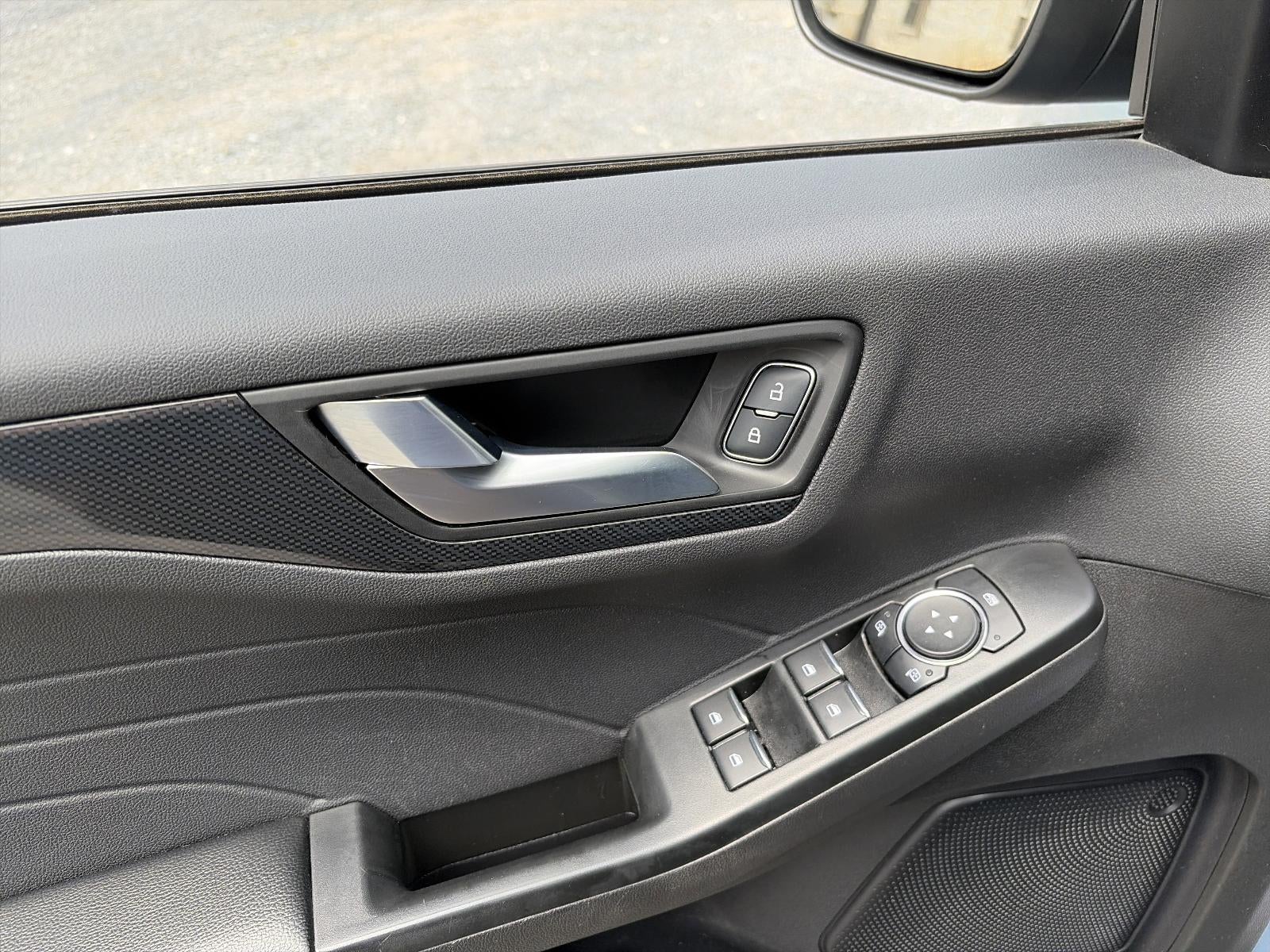 2024 Ford Escape ST-Line AWD