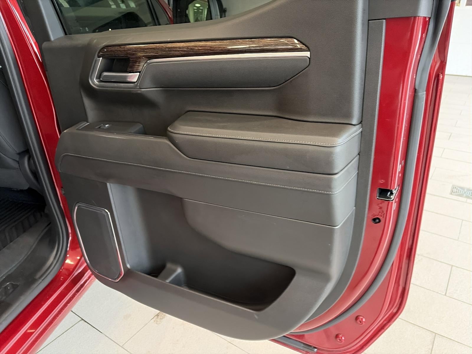 2024 GMC Sierra 1500 Crew Cab Short Box 4-Wheel Drive Elevation 3SB