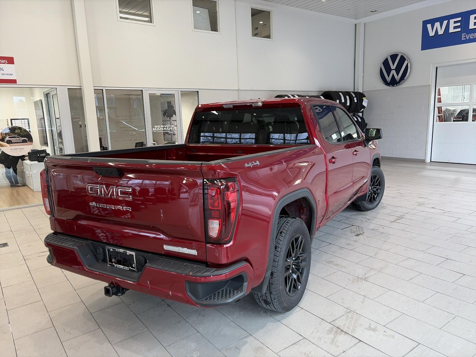 2024 GMC Sierra 1500 Crew Cab Short Box 4-Wheel Drive Elevation 3SB