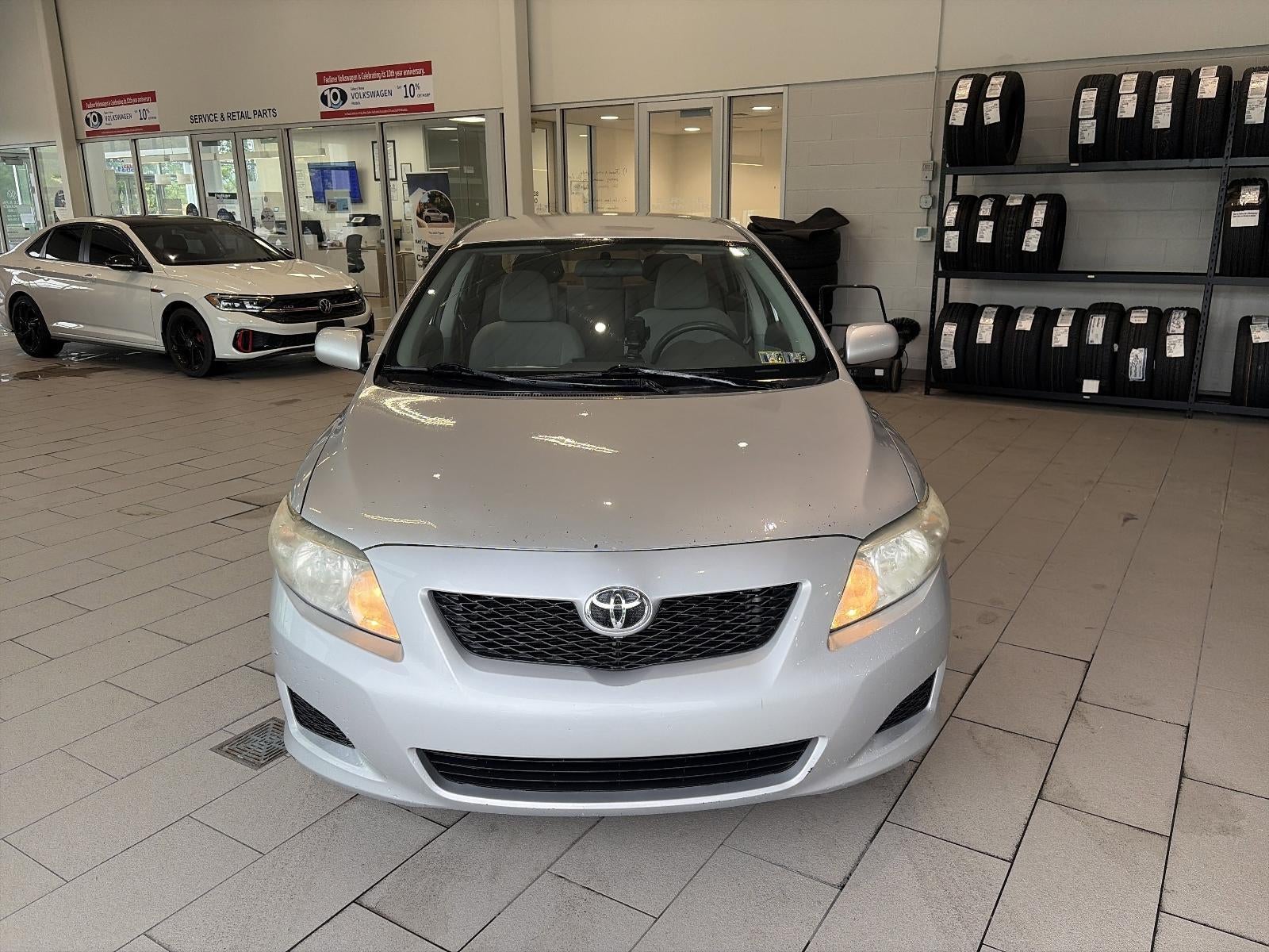 2010 Toyota Corolla 4dr Sdn Auto LE (Natl)