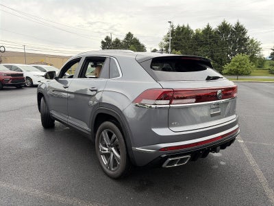 2024 Volkswagen Atlas Cross Sport 2.0T SEL R-Line 4MOTION