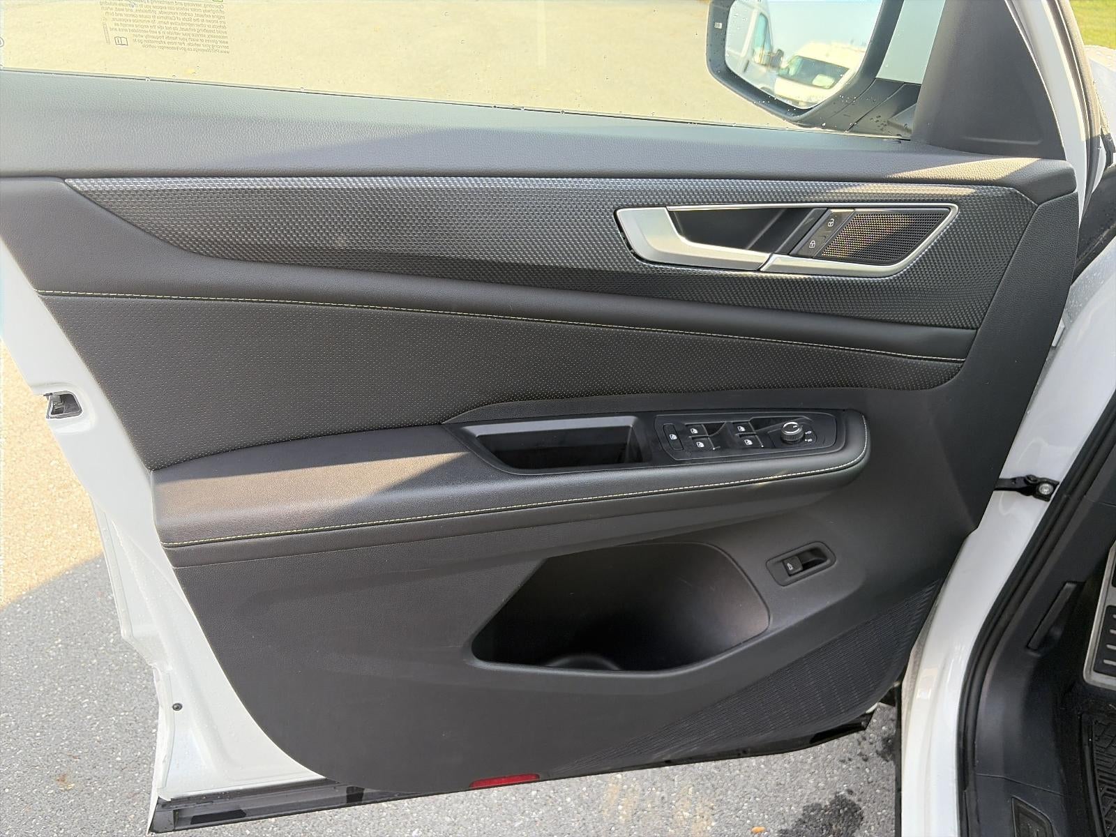 2024 Volkswagen Atlas Cross Sport 2.0T SEL R-Line 4MOTION