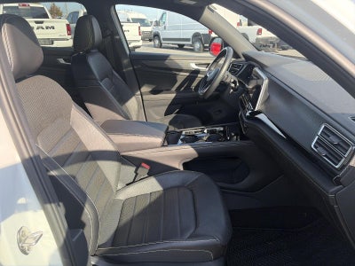 2024 Volkswagen Atlas Cross Sport 2.0T SEL R-Line 4MOTION