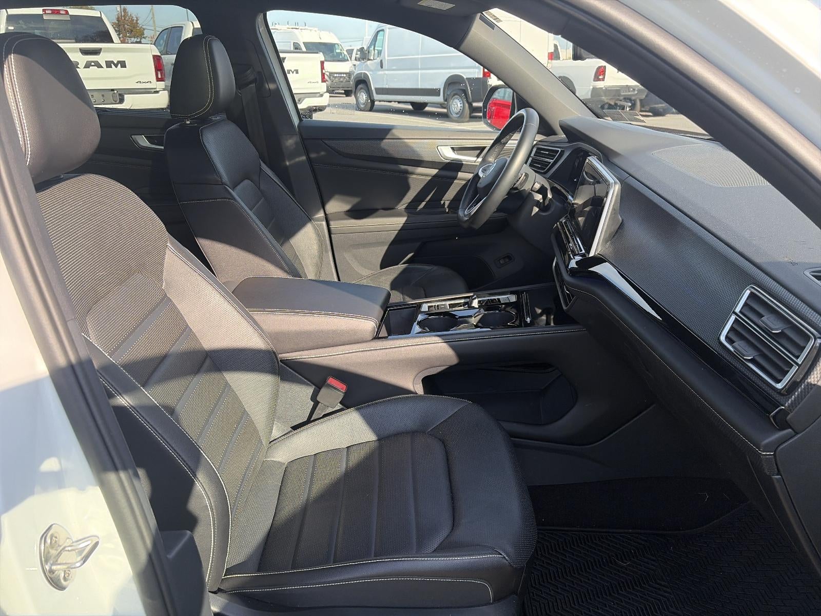 2024 Volkswagen Atlas Cross Sport 2.0T SEL R-Line 4MOTION