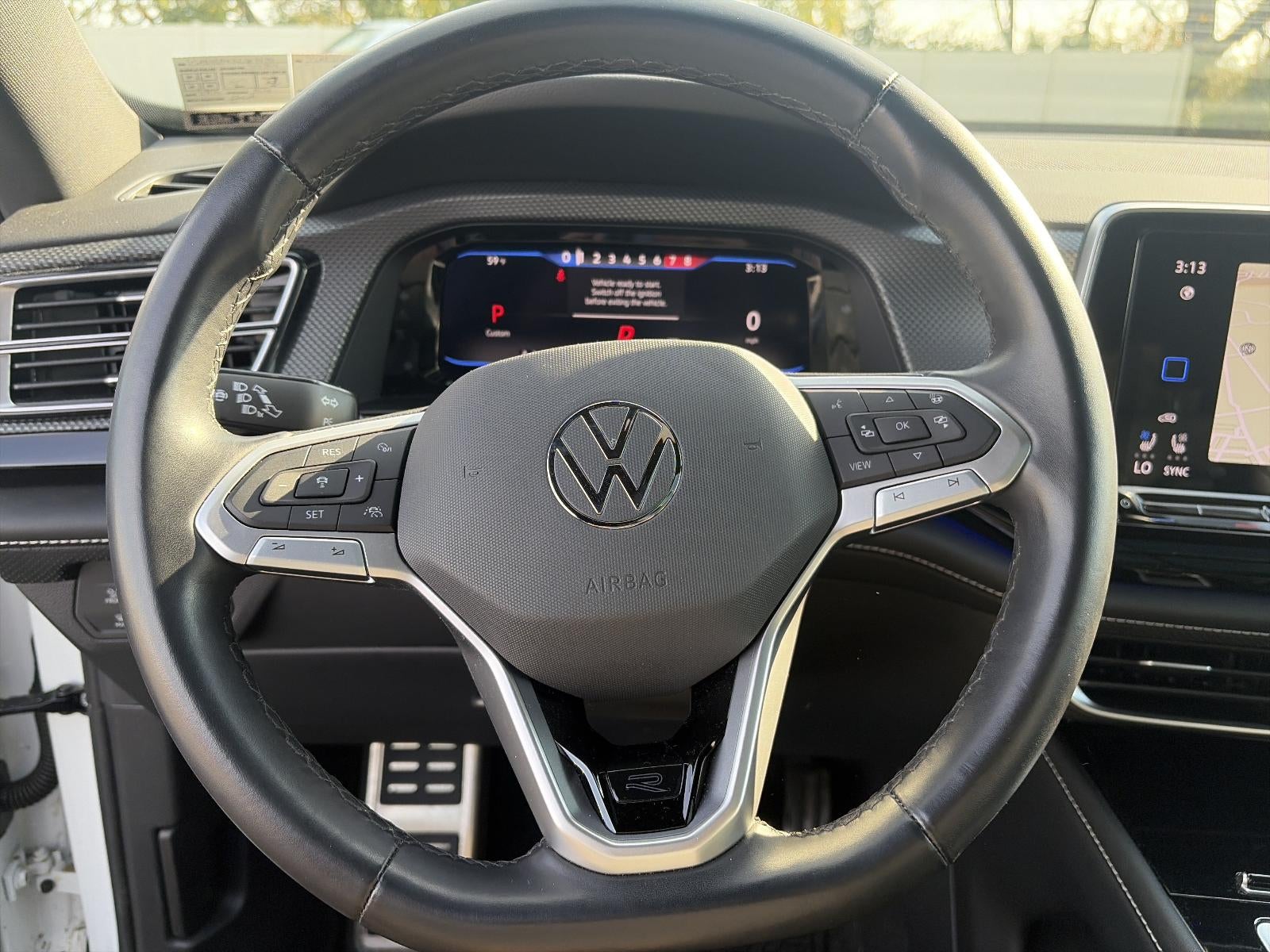 2024 Volkswagen Atlas Cross Sport 2.0T SEL R-Line 4MOTION