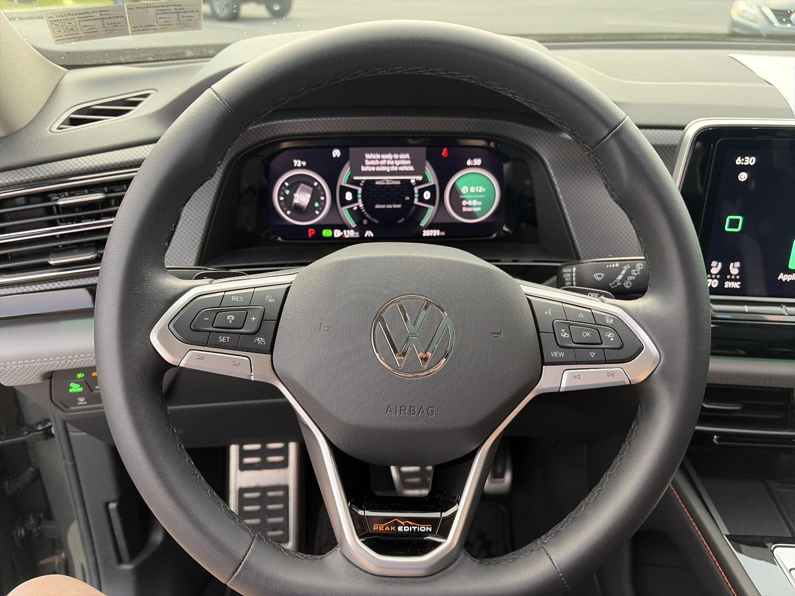 2024 Volkswagen Atlas 2.0T Peak Edition SE w/Technology 4MOTION