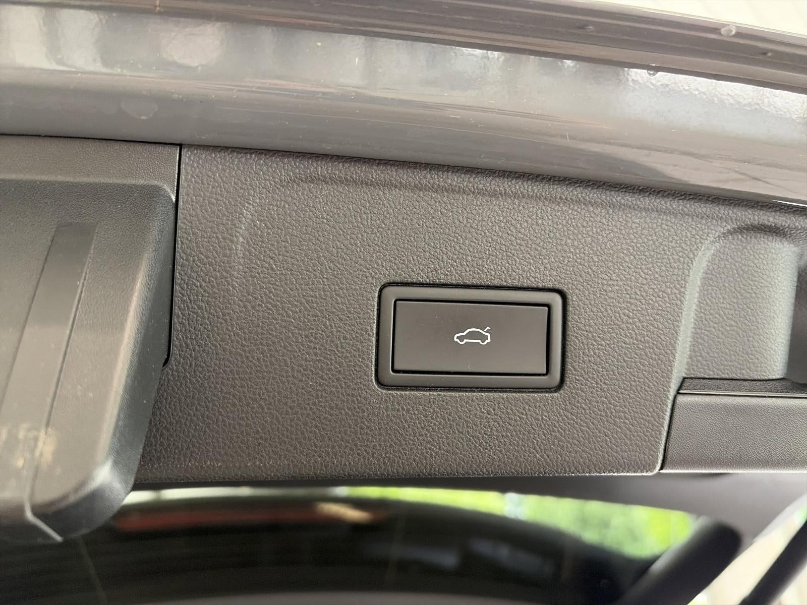 2024 Volkswagen Atlas 2.0T Peak Edition SE w/Technology 4MOTION
