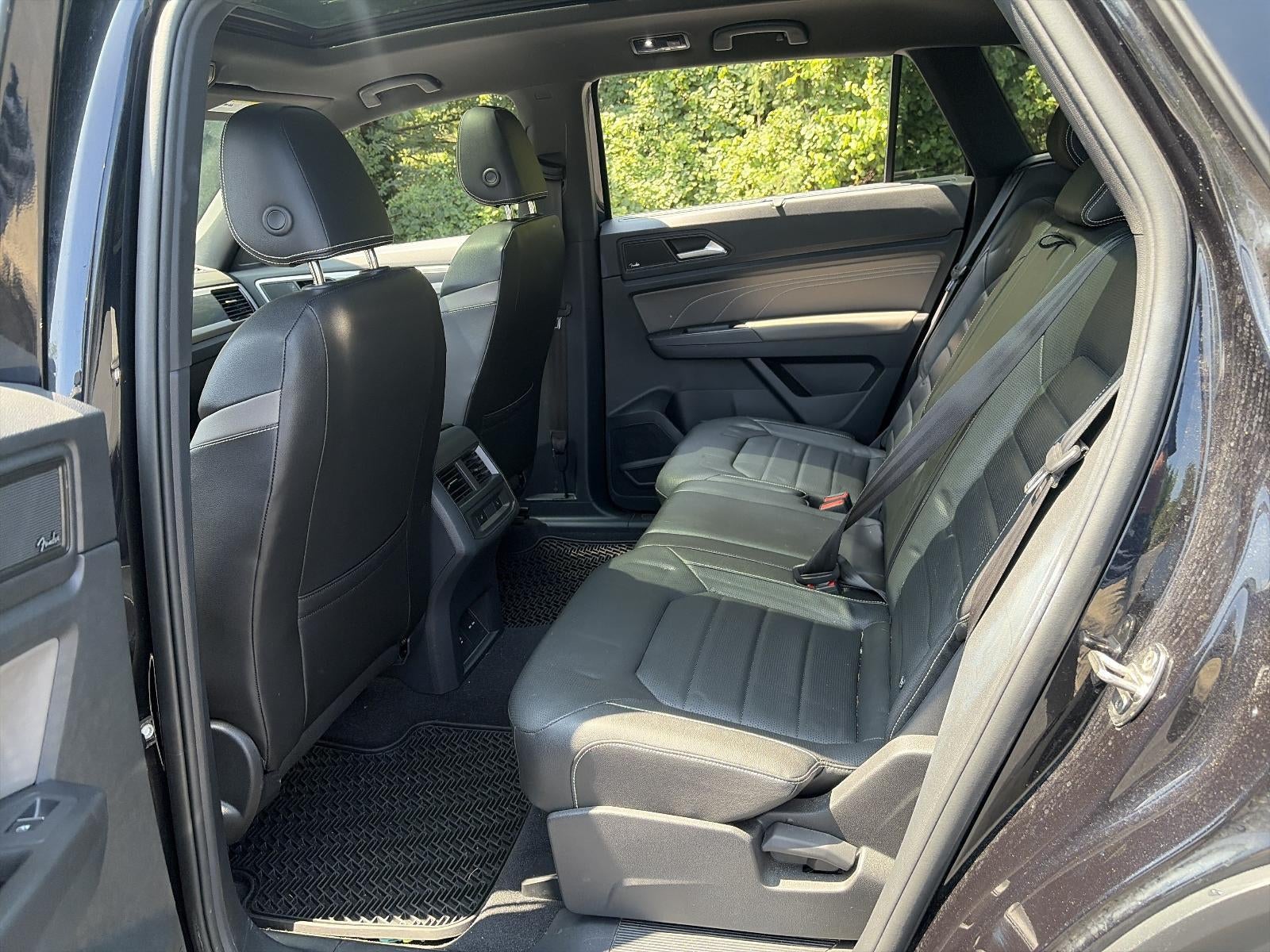 2023 Volkswagen Atlas Cross Sport 3.6L V6 SEL Premium R-Line 4MOTION