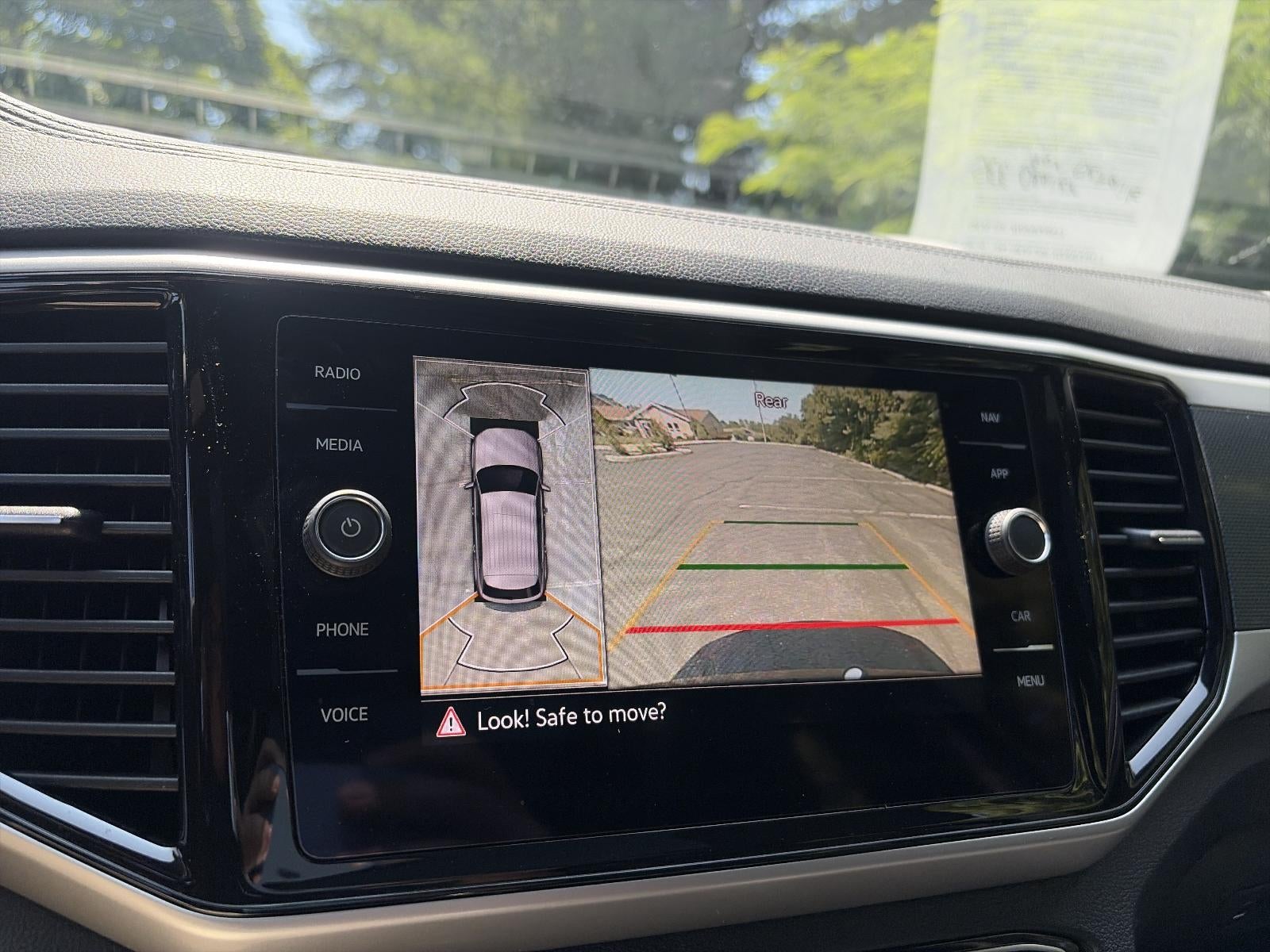 2023 Volkswagen Atlas Cross Sport 3.6L V6 SEL Premium R-Line 4MOTION