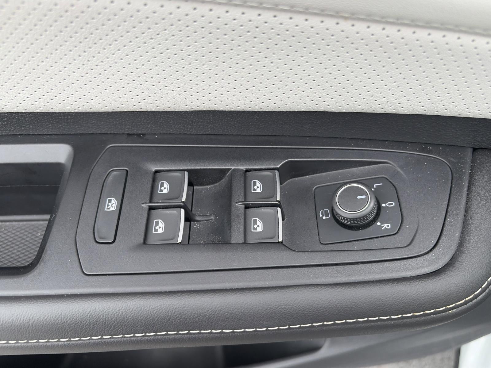 2024 Volkswagen Atlas Cross Sport 2.0T SEL Premium R-Line 4MOTION