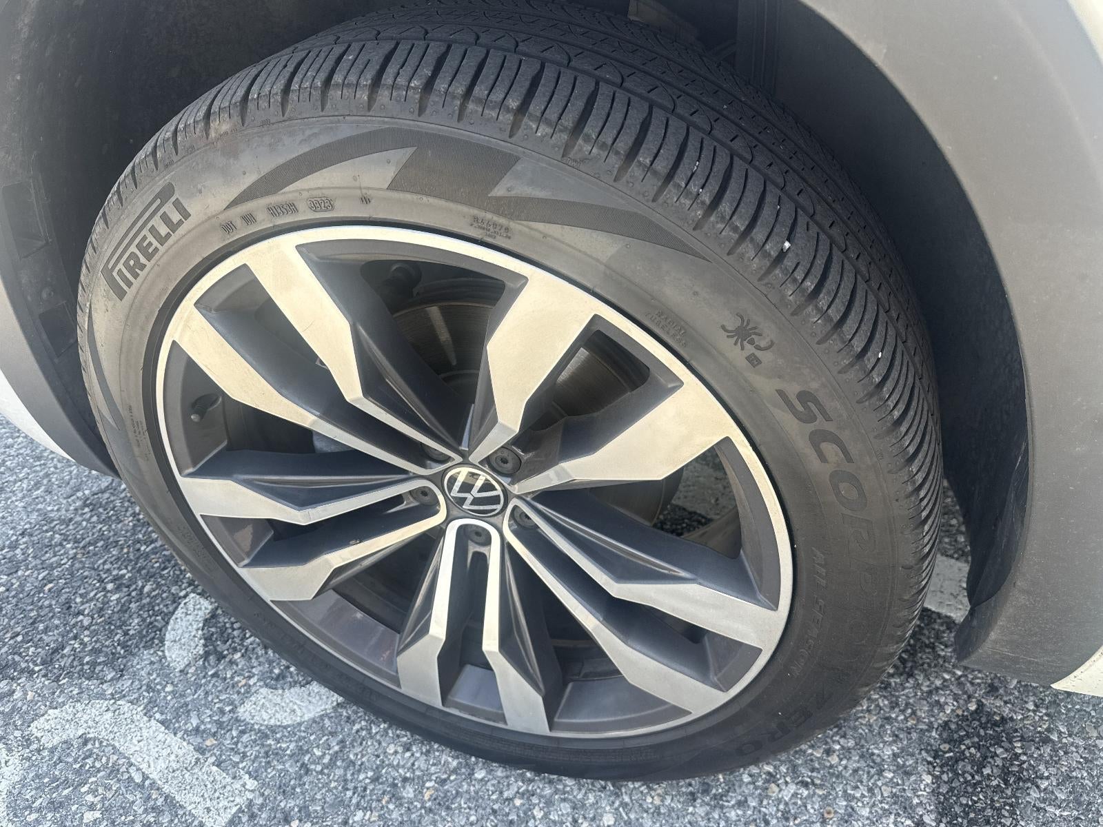 2021 Volkswagen Atlas 3.6L V6 SEL Premium R-Line 4MOTION *Ltd Avail*