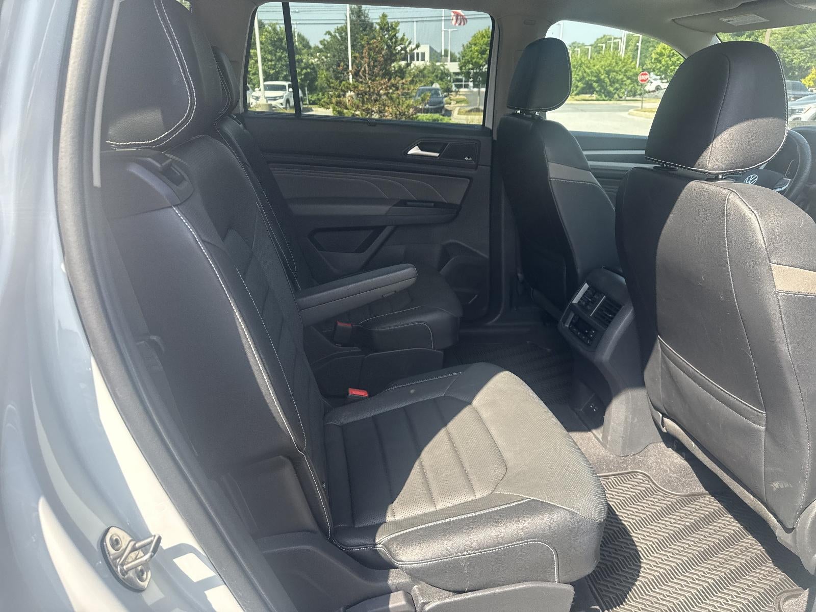 2021 Volkswagen Atlas 3.6L V6 SEL Premium R-Line 4MOTION *Ltd Avail*