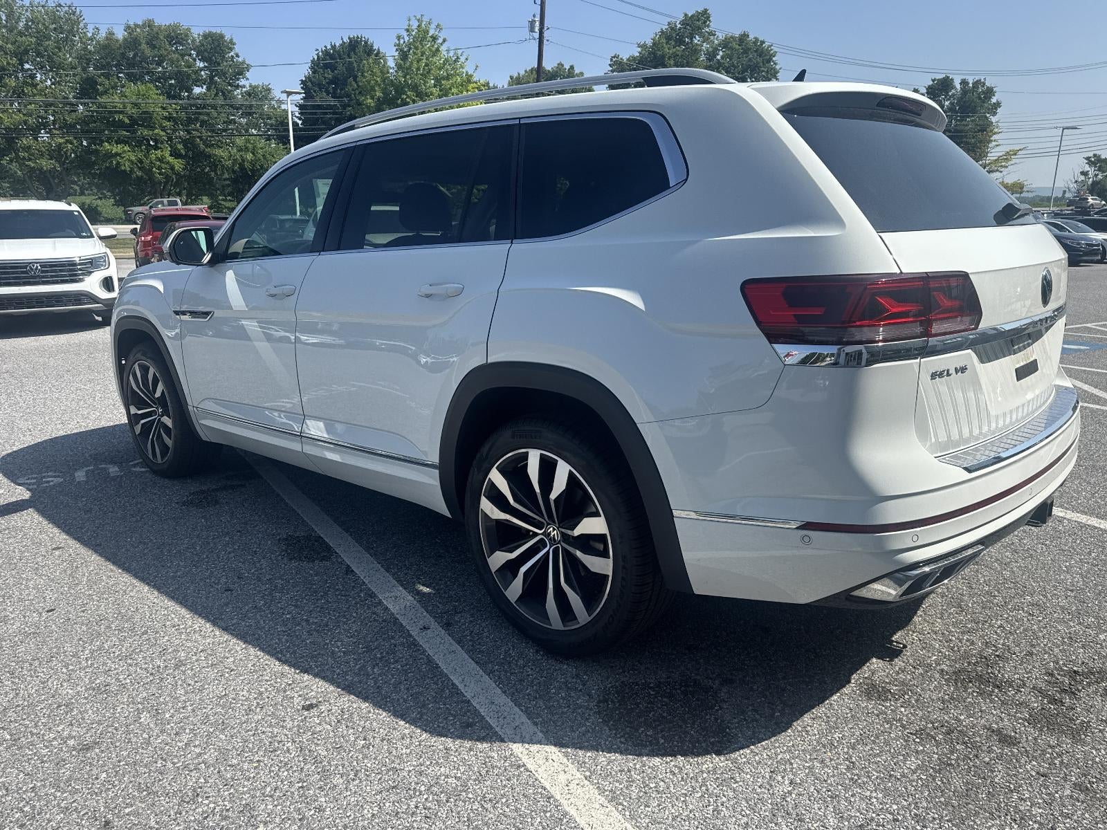2021 Volkswagen Atlas 3.6L V6 SEL Premium R-Line 4MOTION *Ltd Avail*