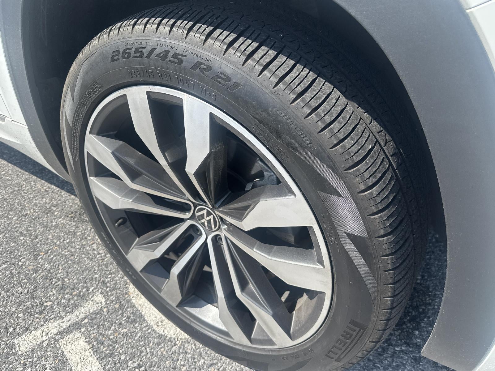 2021 Volkswagen Atlas 3.6L V6 SEL Premium R-Line 4MOTION *Ltd Avail*