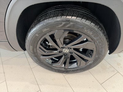 2022 Volkswagen Atlas 2.0T SE w/Technology 4MOTION