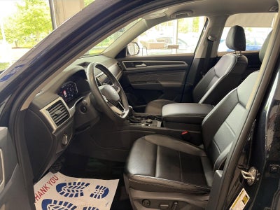 2022 Volkswagen Atlas 2.0T SE w/Technology 4MOTION