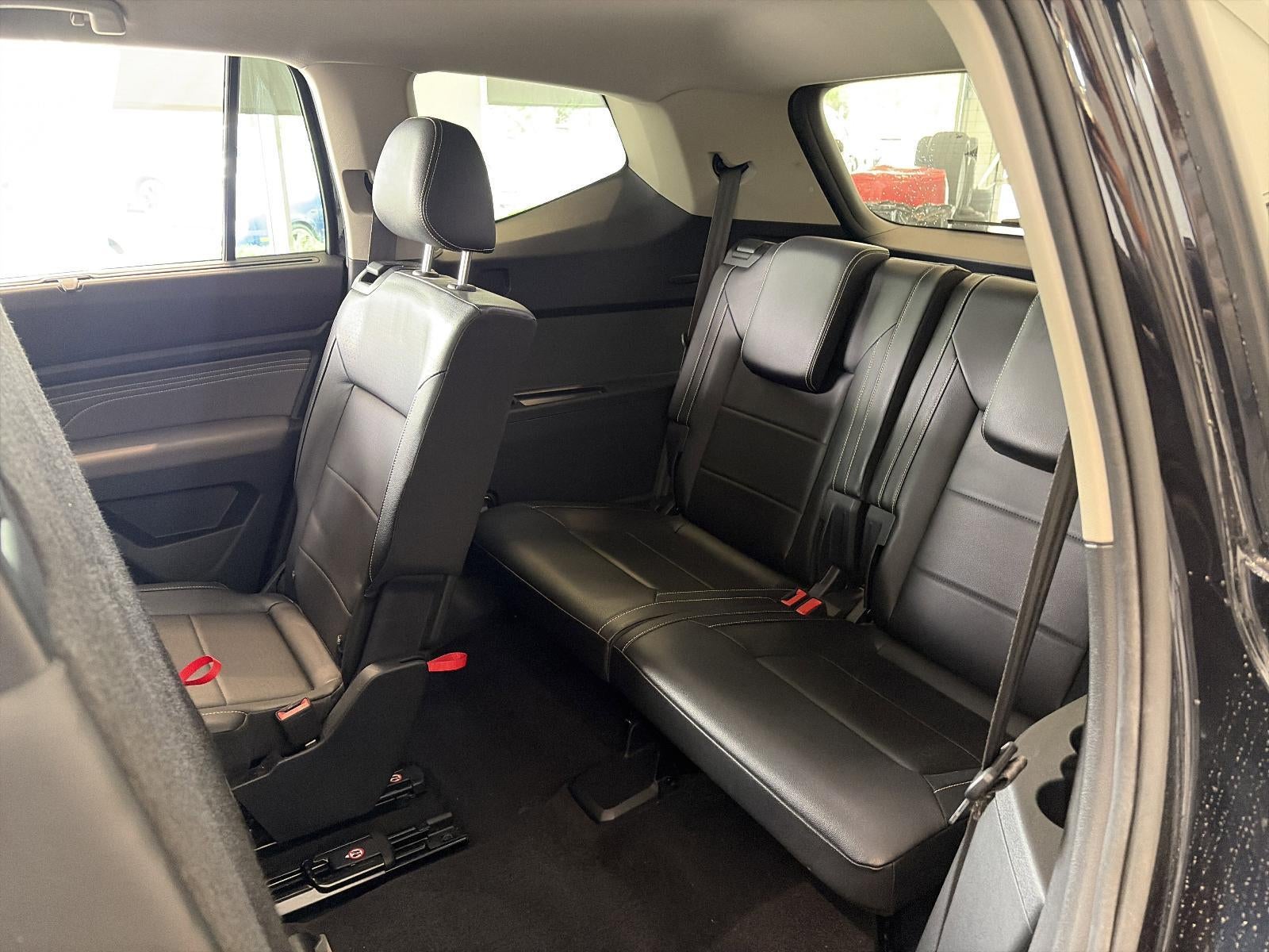2022 Volkswagen Atlas 2.0T SE w/Technology 4MOTION