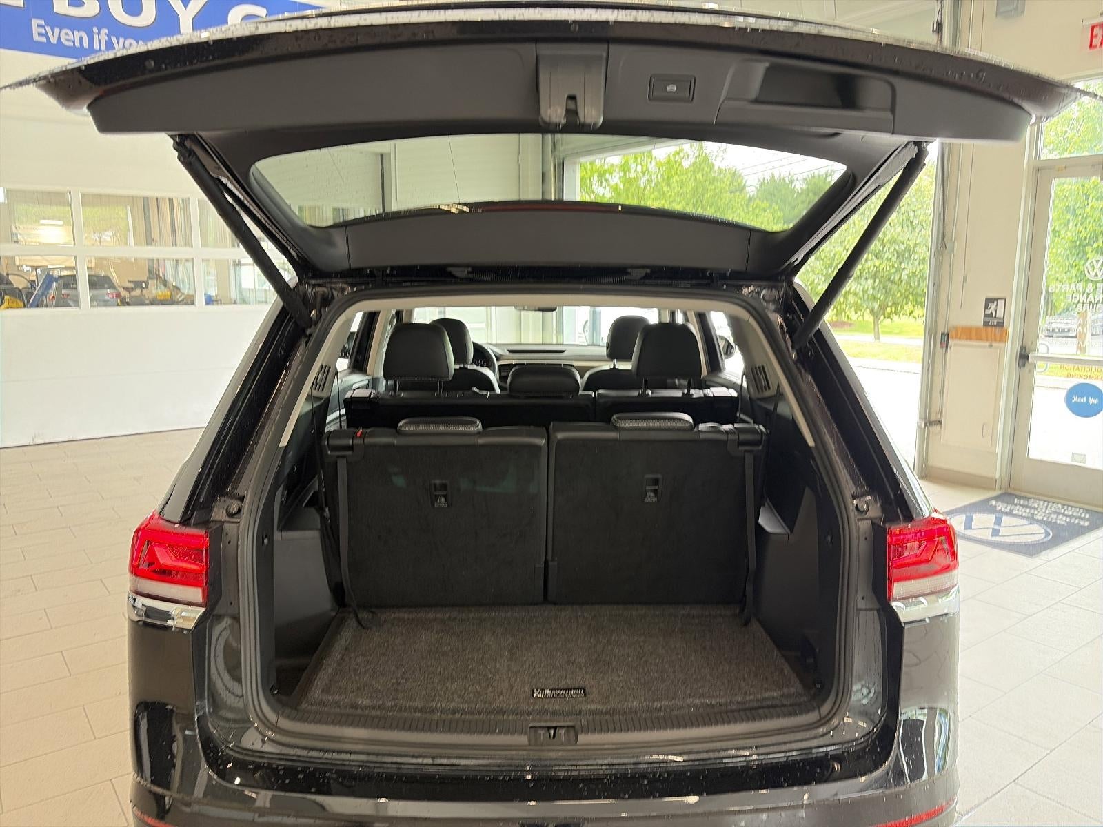 2022 Volkswagen Atlas 2.0T SE w/Technology 4MOTION