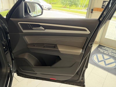 2022 Volkswagen Atlas 2.0T SE w/Technology 4MOTION